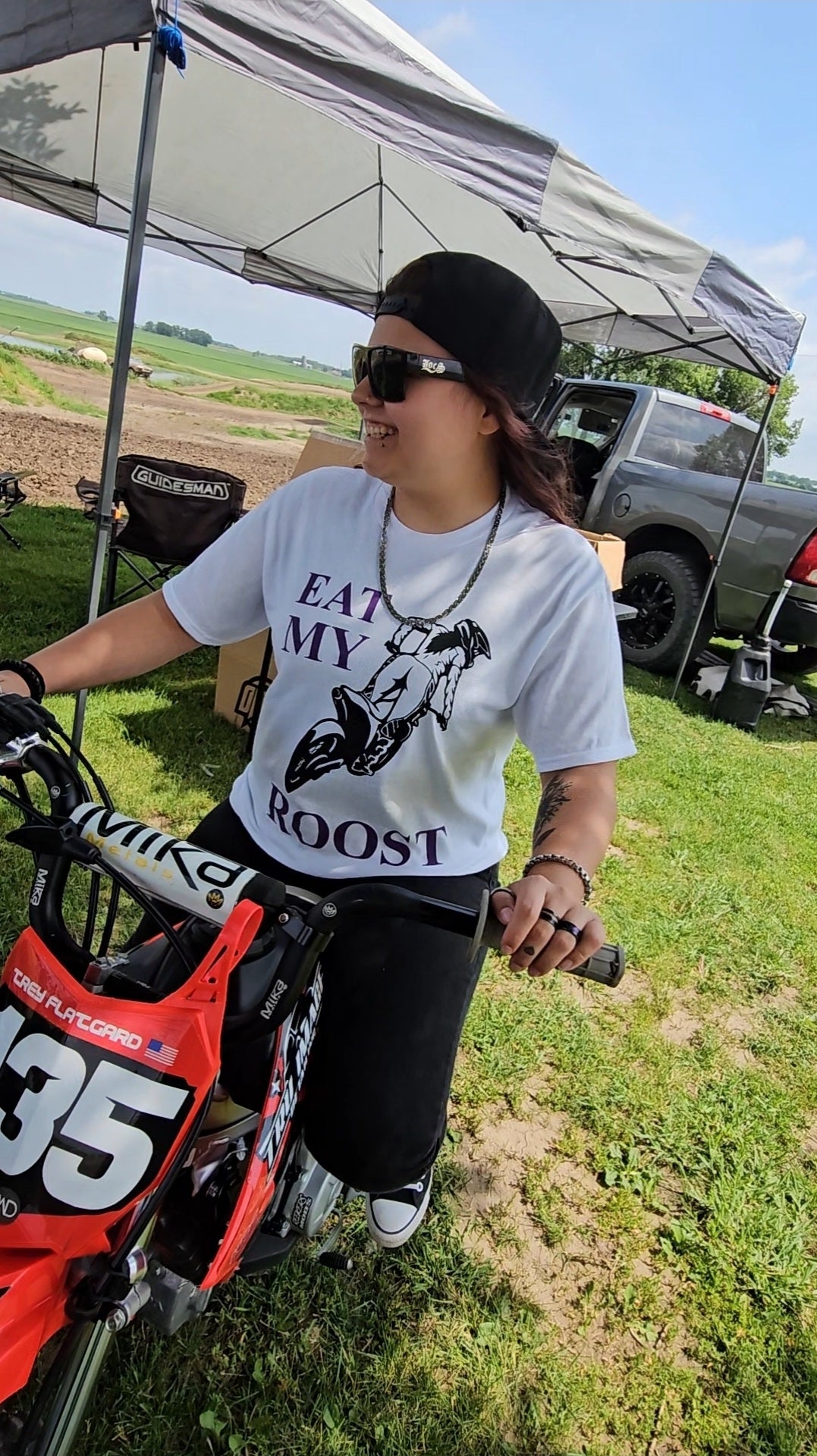 "Eat My Roost" T-Shirt (white/purple)